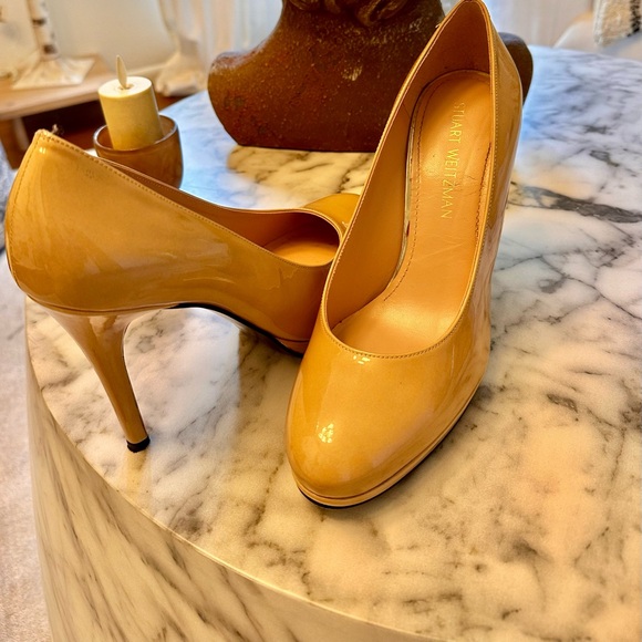 Platform pumps from Stuart Weitzman  size 9.5 - Picture 2 of 9